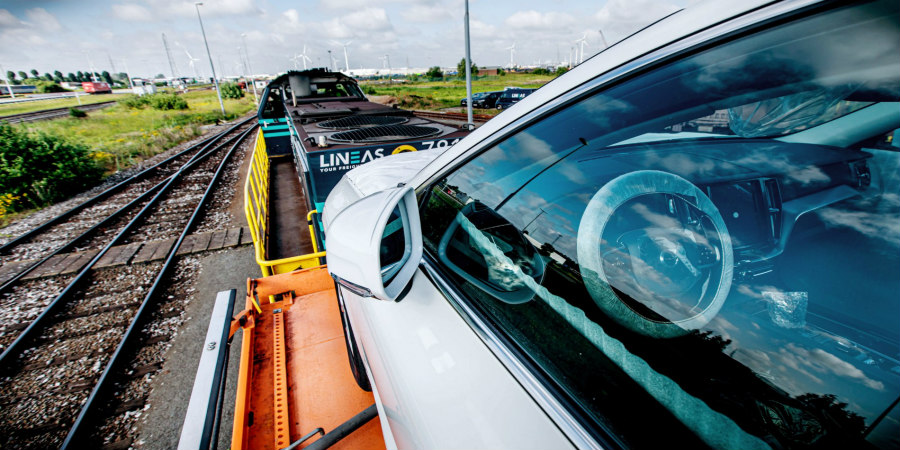 Η Volvo Cars μειώνει δραστικά τις εκπομπές καυσαερίων στις μεταφορές της